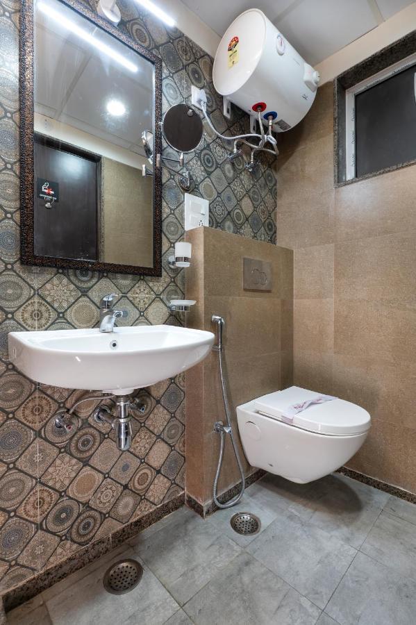 Palm Stay - Studios & Rooms Τζαϊπούρ Εξωτερικό φωτογραφία